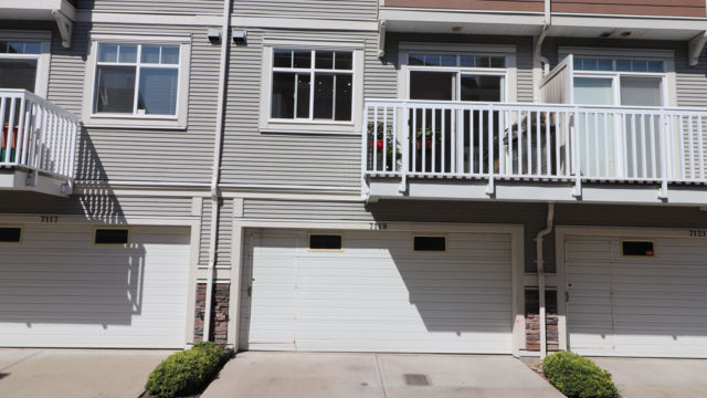 Spacious 4 Bedroom Townhouse In Bordeaux At Champlain Gardens